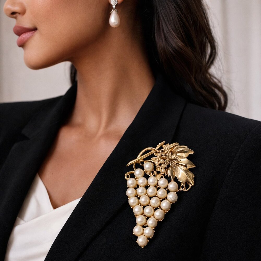 Gold Pearl Grape Cluster Brooch - Classic Women Jewelry - Picture 8 of 8